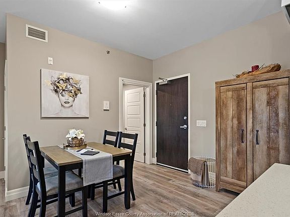 3rd image of 5840 Newman Blvd #304