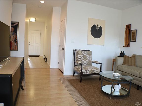 5th image of 1634 N Wood Creek Dr