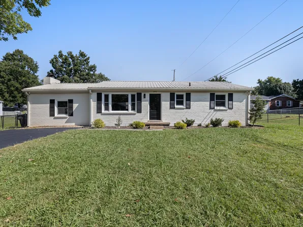 2706 Driftwood Dr, Springfield, TN 37172