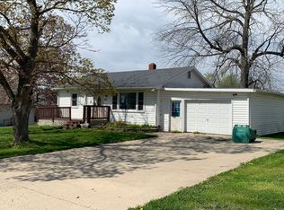 409 Elm St, Bloomfield, IA 52537