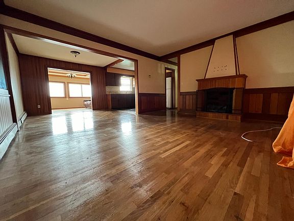 2nd image of 38 Hillside Ave Floor 2