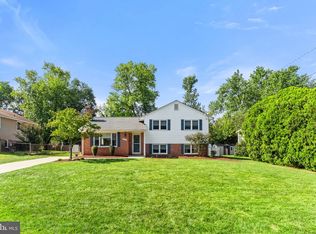 14609 Lilva Dr, Centreville, VA 20120