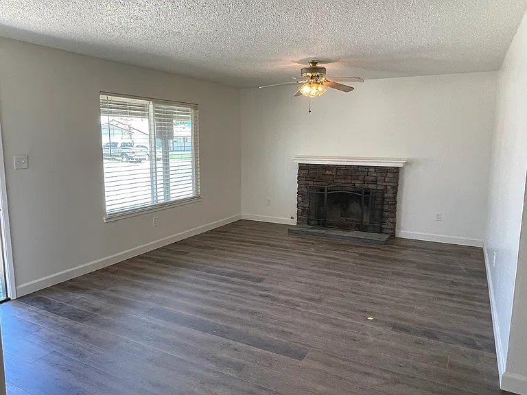 1315 Cardinal St — Photo 19