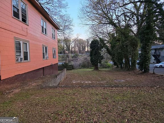 3rd image of 1138 Sells Ave SW #2