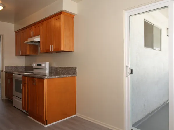 1215 Lyndon St #7, South Pasadena, CA 91030