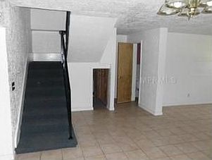4th image of 1202 Waller St