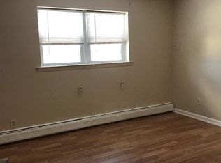 737 10th St #1, Secaucus, NJ 07094