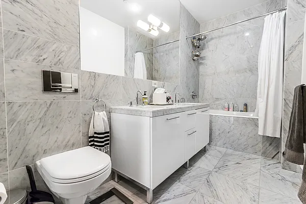 Rented by Bond New York | media 19