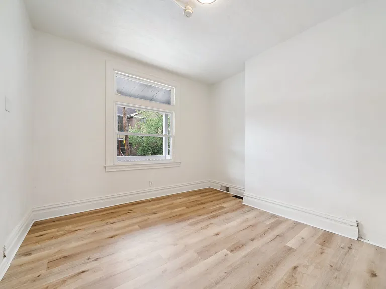 5421 Wellesley Ave #1 — Photo 8