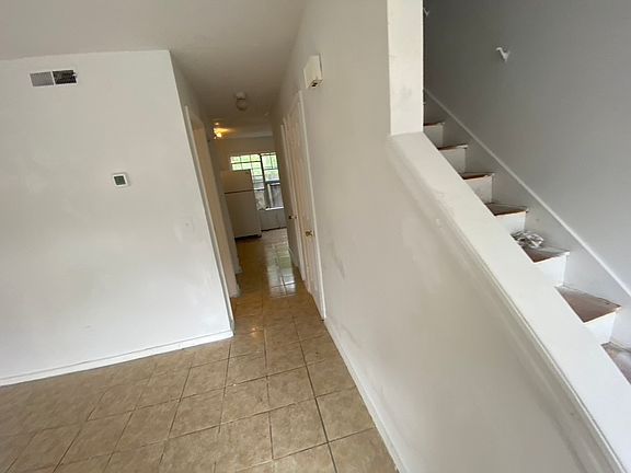 2nd image of 105 Magwood Dr #B
