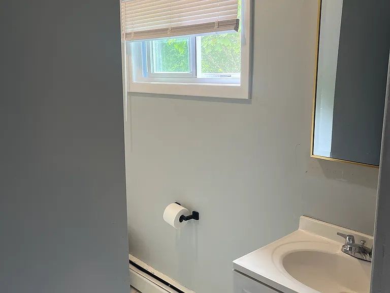 18 Eli St #1 — Photo 4