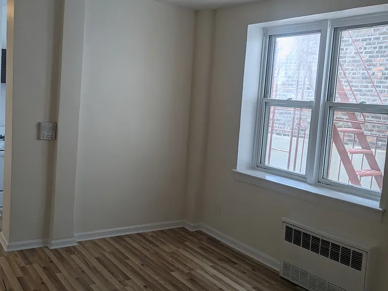 41-24 50th St #LC — Photo 2