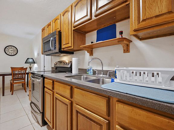 5th image of 1718 Ridge Rd #0