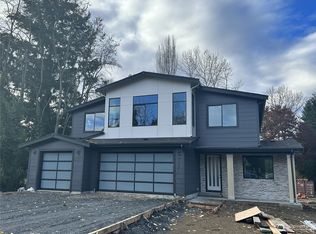 18713 80th Ave NE, Kenmore, WA 98028