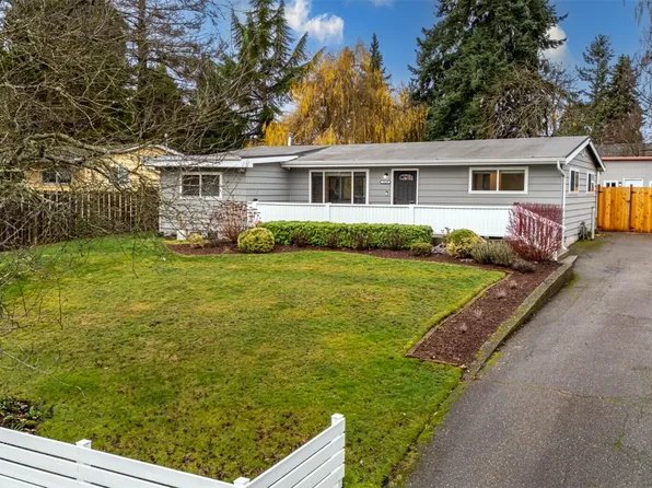 18428 66th Avenue W, Lynnwood, WA 98037