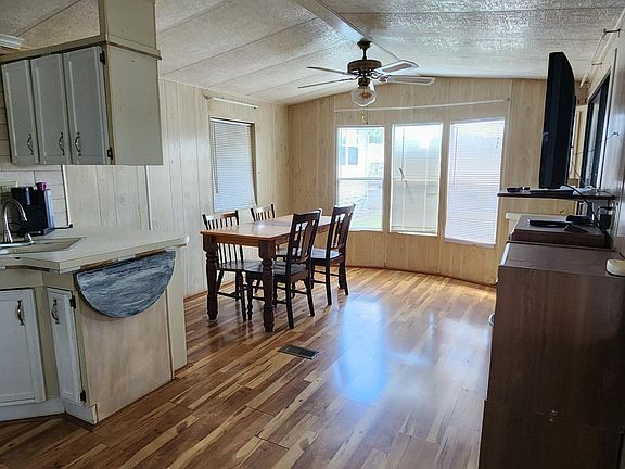 4th image of 7820 Wire Rd #160