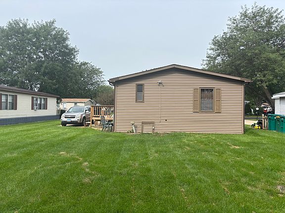 4th image of 17 Cedar Ln