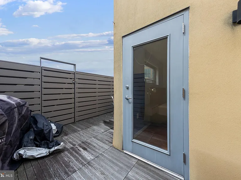 1414 Belmont St NW #408 — Photo 35