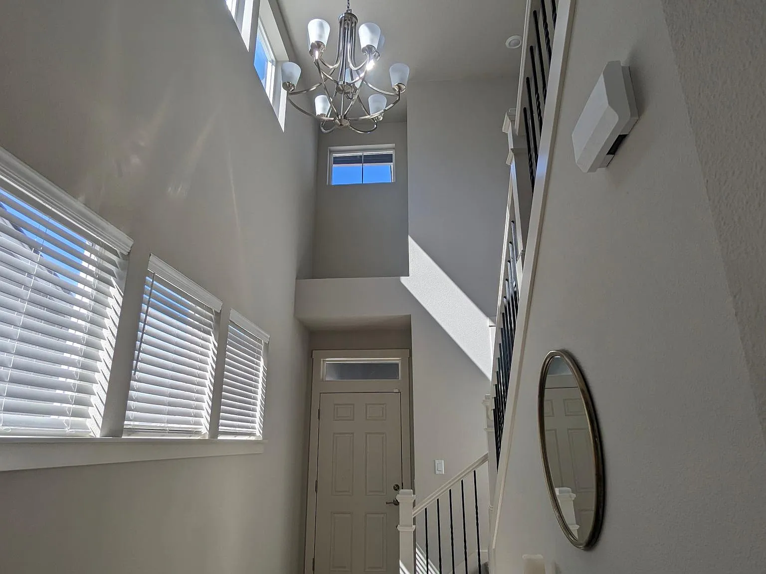 4172 S Kennedy Dr — Photo 2