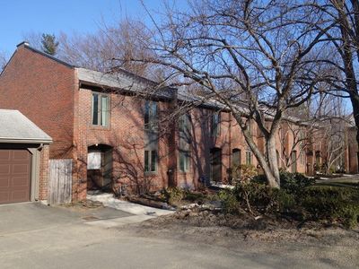 9 Webster Ct, Amherst, MA, 01002