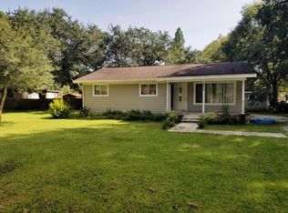 4220 Jamestown Rd, Moss Point, MS 39563