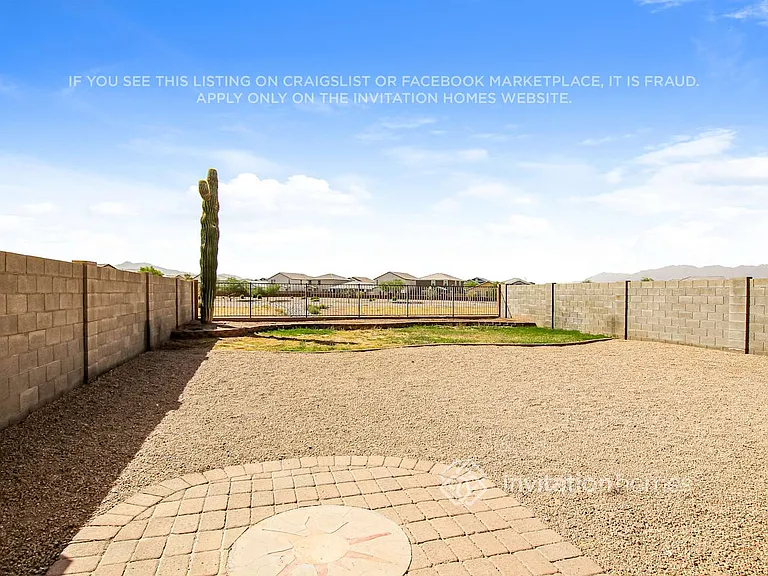 6707 W Desert Ln — Photo 16