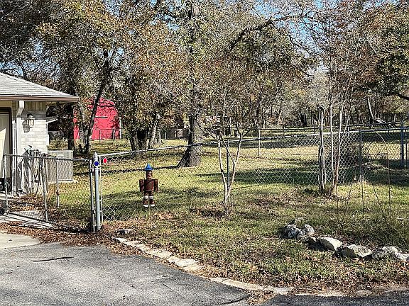 3rd image of 369 Cimarron Dr