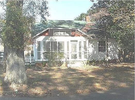2nd image of 4 Johnson Ave