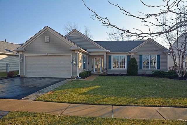 1st image of 13796 Fieldstone Dr