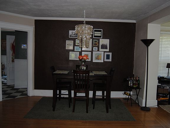 Open Concept living/dining room