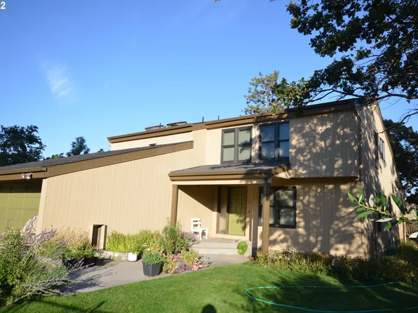 4305 Browns Creek Rd, The Dalles, OR 97058