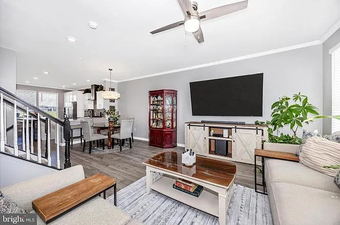 867 Amity St #1 — Photo 8