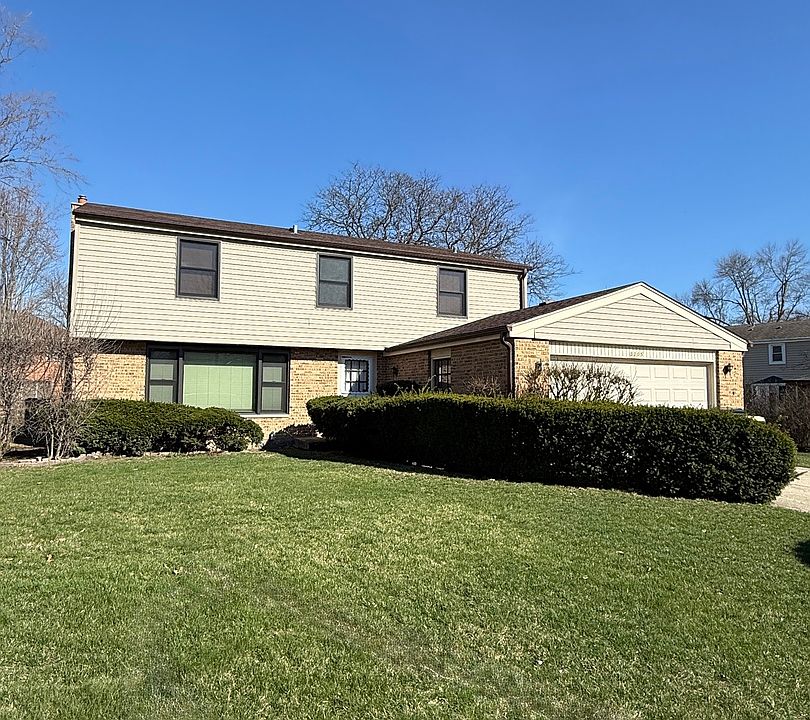 1st image of 3205 N Volz Dr E