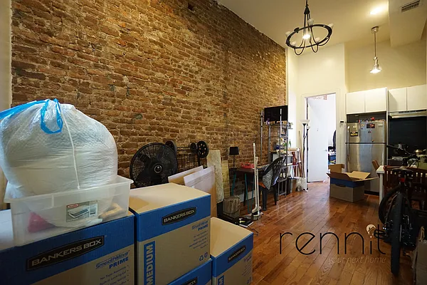 Rented by Rennit Inc. | media 15