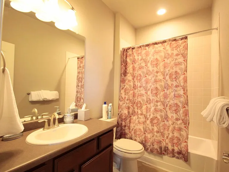 1401 Skyline Dr — Photo 32