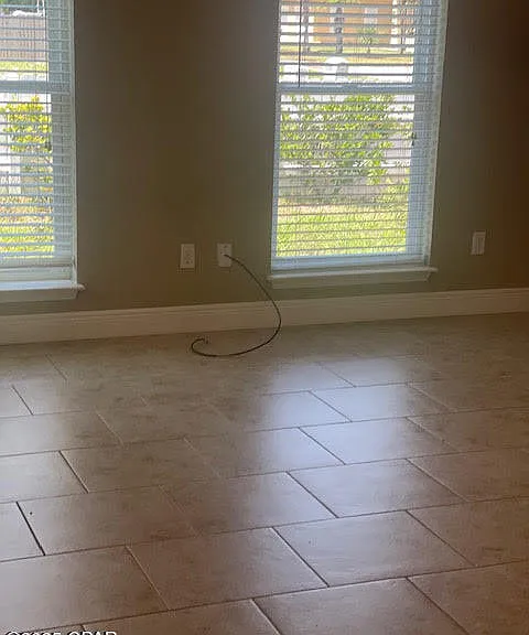 6498 N Lagoon Dr — Photo 11