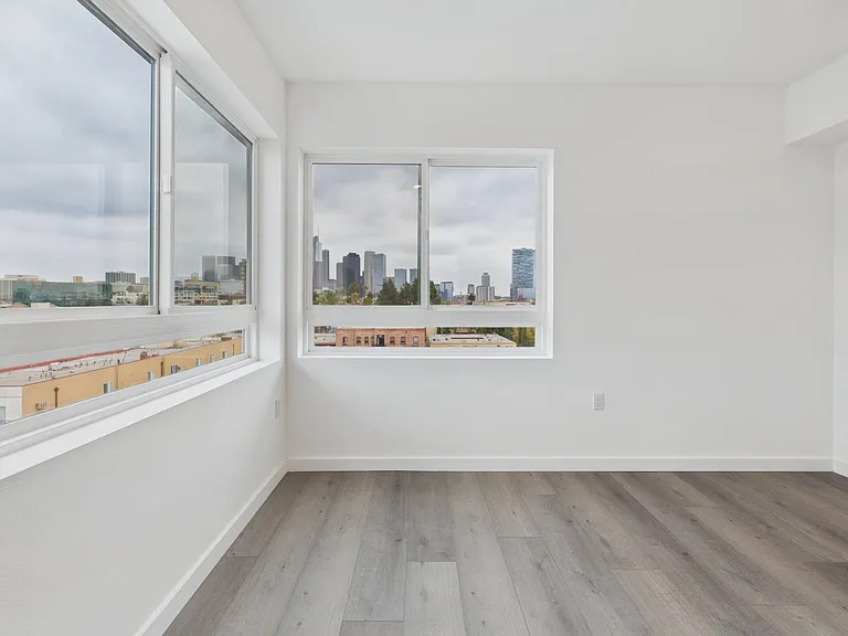 Diamante Apartment Homes — Photo 24