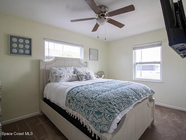 450 Newfound Harbor Dr — Photo 11