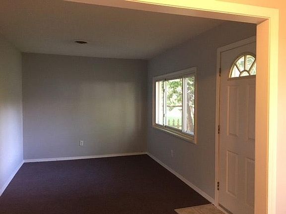 5th image of 21315 Saint Francis St