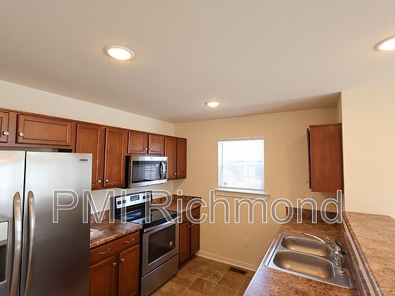 5th image of 4304 8th St