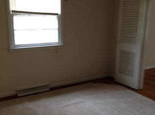 1515 Redcoat Dr, Charlotte, NC 28211