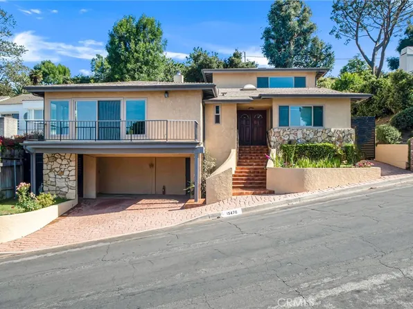 15470 Longbow Dr, Sherman Oaks, CA 91403