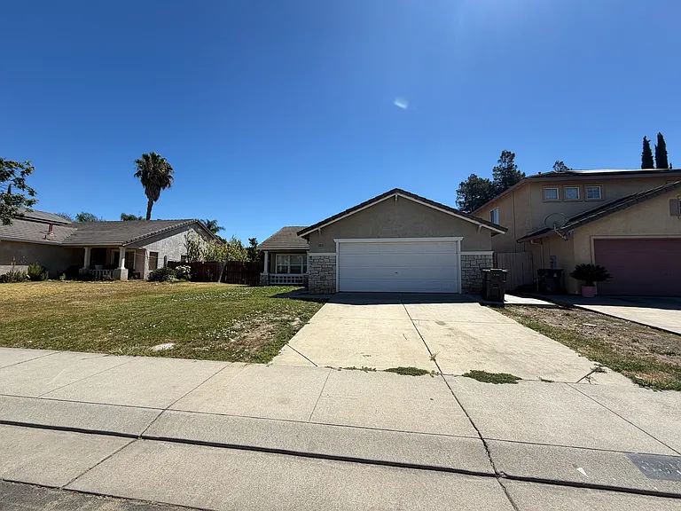 3310 Gaswell Ln — Photo 2