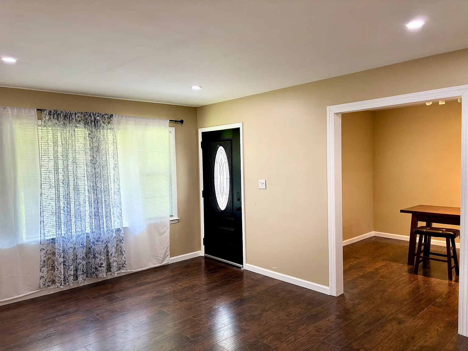 4 bed, 1486 sqft, $2,150 — Photo 4