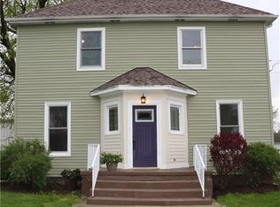 106 E Court St, Fairmount, IL 61841