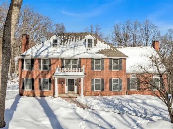 853 Shadow Ridge Rd, Franklin Lakes, NJ 07417