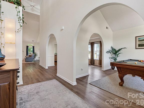 4th image of 8926 Scottsboro Dr