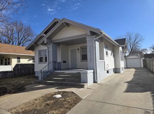 730 E 6th St, Hastings, NE 68901