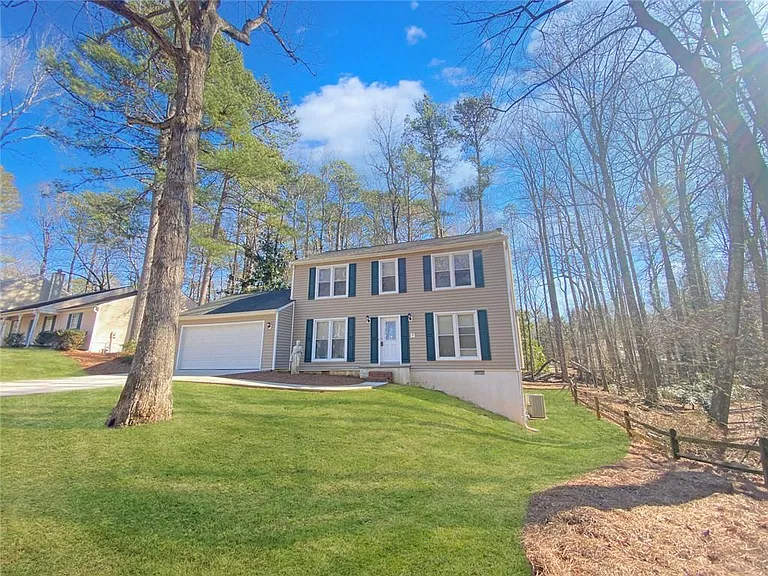 860 Crab Orchard Dr — Photo 3