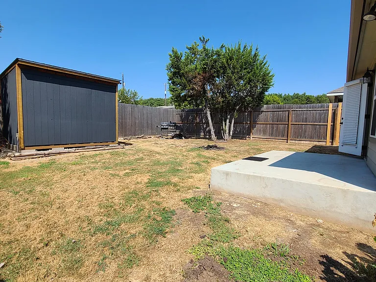 1235 Green Hill Dr — Photo 11